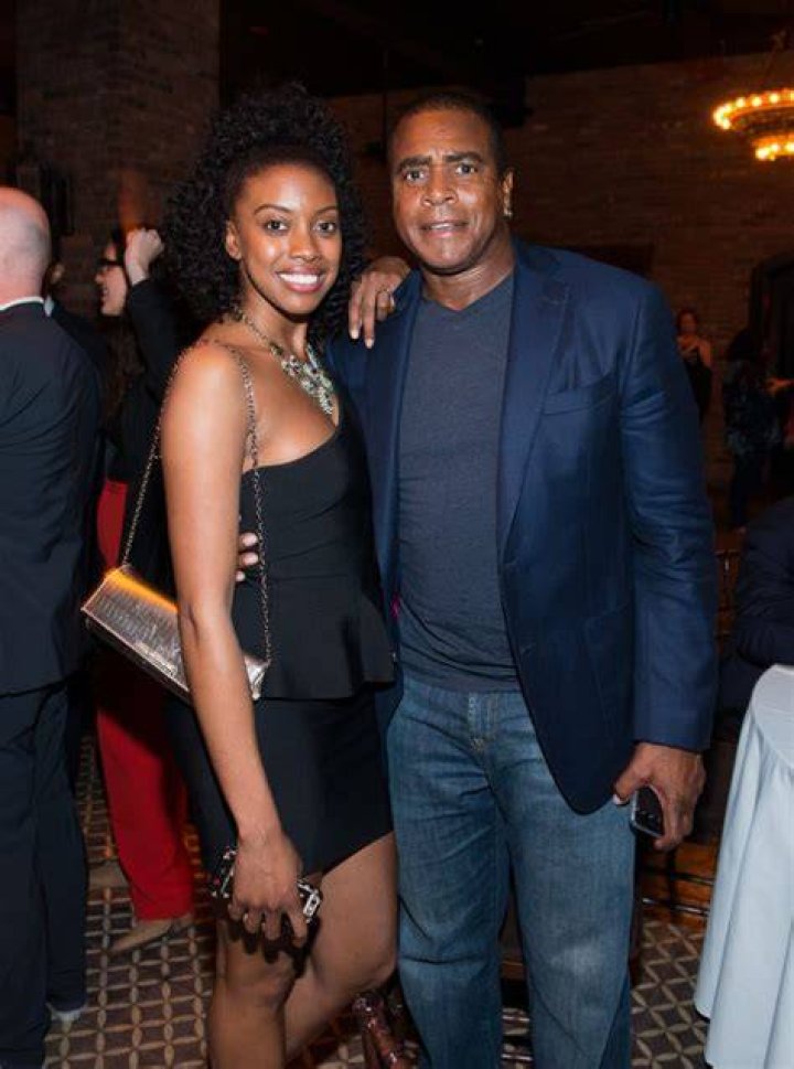 Ahmad Rashad Biography, Age, Height, Wife, Net Worth, Family