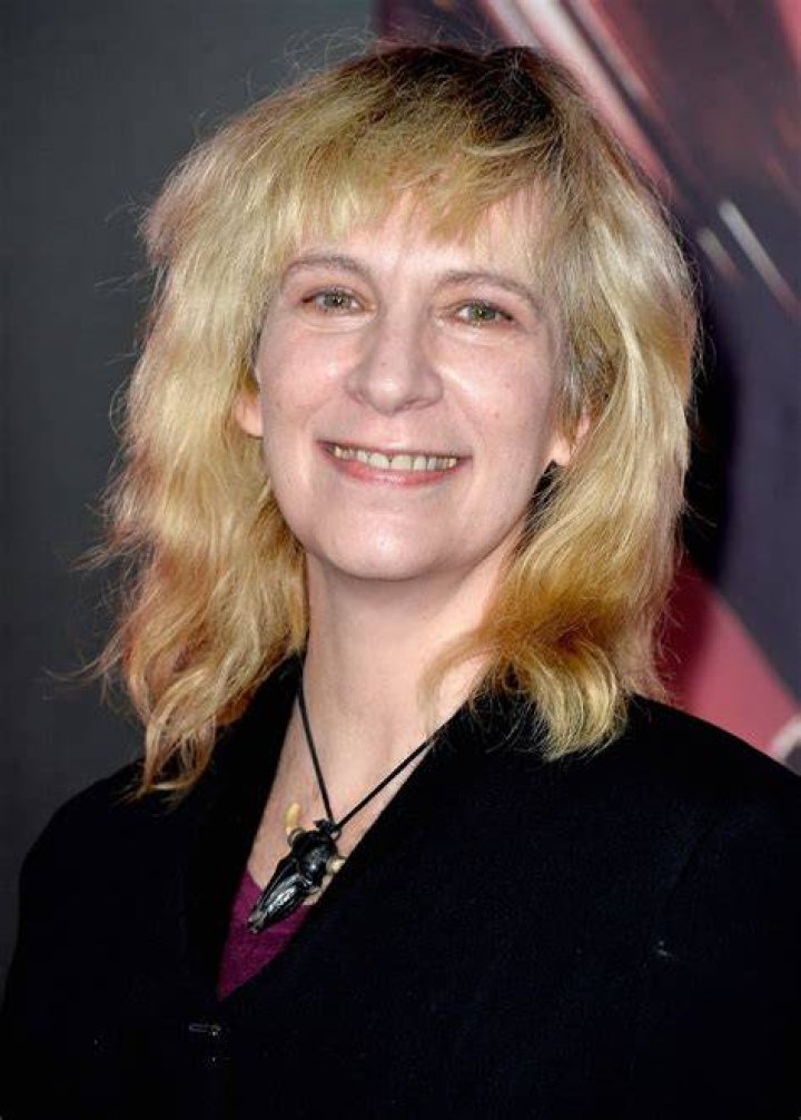 Amanda Plummer Biography, Age, Height, Husband, Net Worth, Family