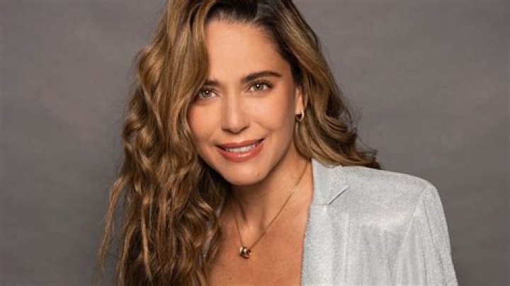 Ana Claudia Talancón Biography, Age, Height, Husband, Net Worth, Family