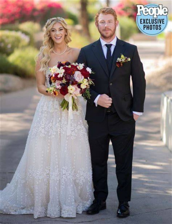 Archie Bradley biografía, edad, altura, esposo, net worth, familia