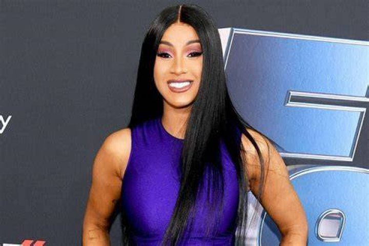 Cardi B Biography, Age, Height, Husband, Net Worth, Family