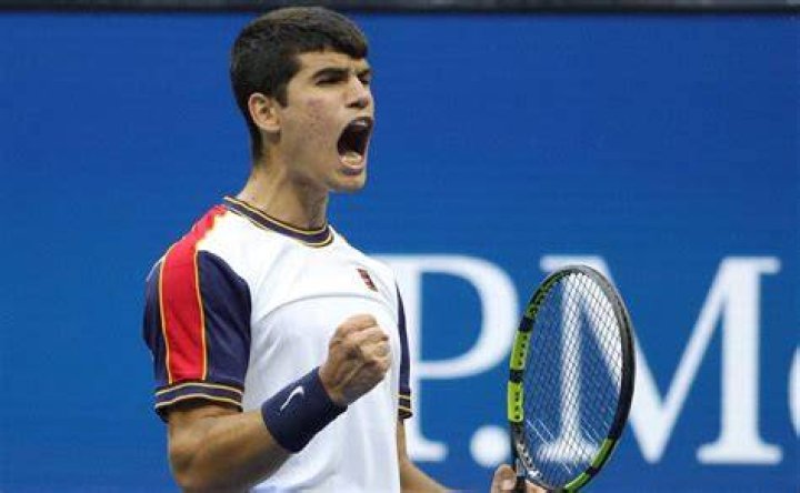 Carlos Alcaraz biografía, edad, altura, esposo, net worth, familia