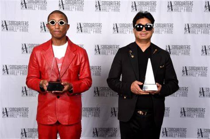 Chad Hugo Biography, Age, Height, Wife, Net Worth, Family