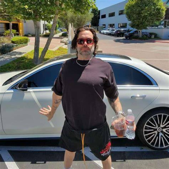Chris D'Elia Biography, Age, Height, Wife, Net Worth, Family