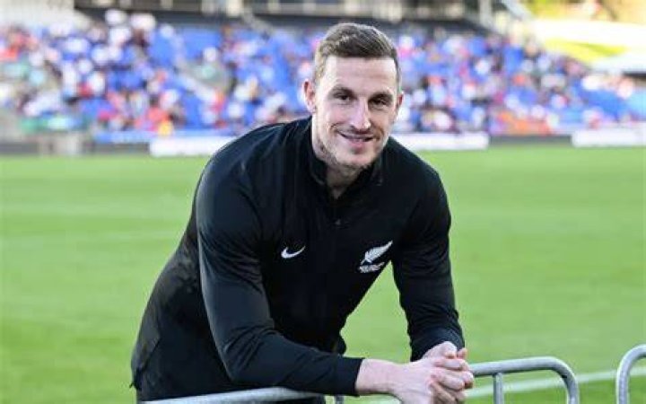 Chris Wood Biography, Age, Height, Wife, Net Worth, Family