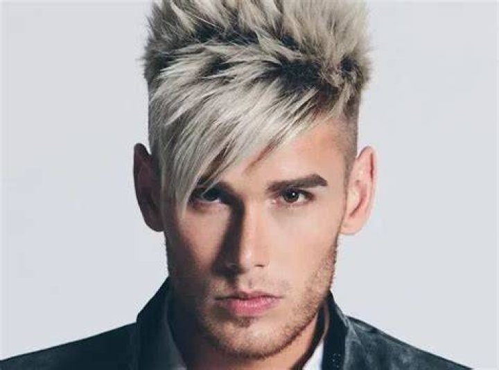 Colton Dixon Biography, Age, Height, Wife, Net Worth, Family