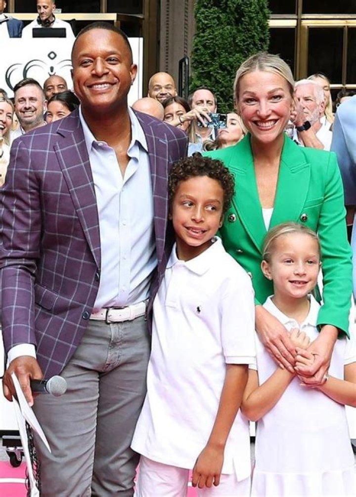 Craig Melvin Biography, Age, Height, Wife, Net Worth, Family