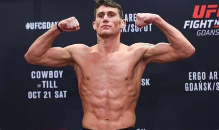 Darren Till Biography, Age, Height, Wife, Net Worth, Family