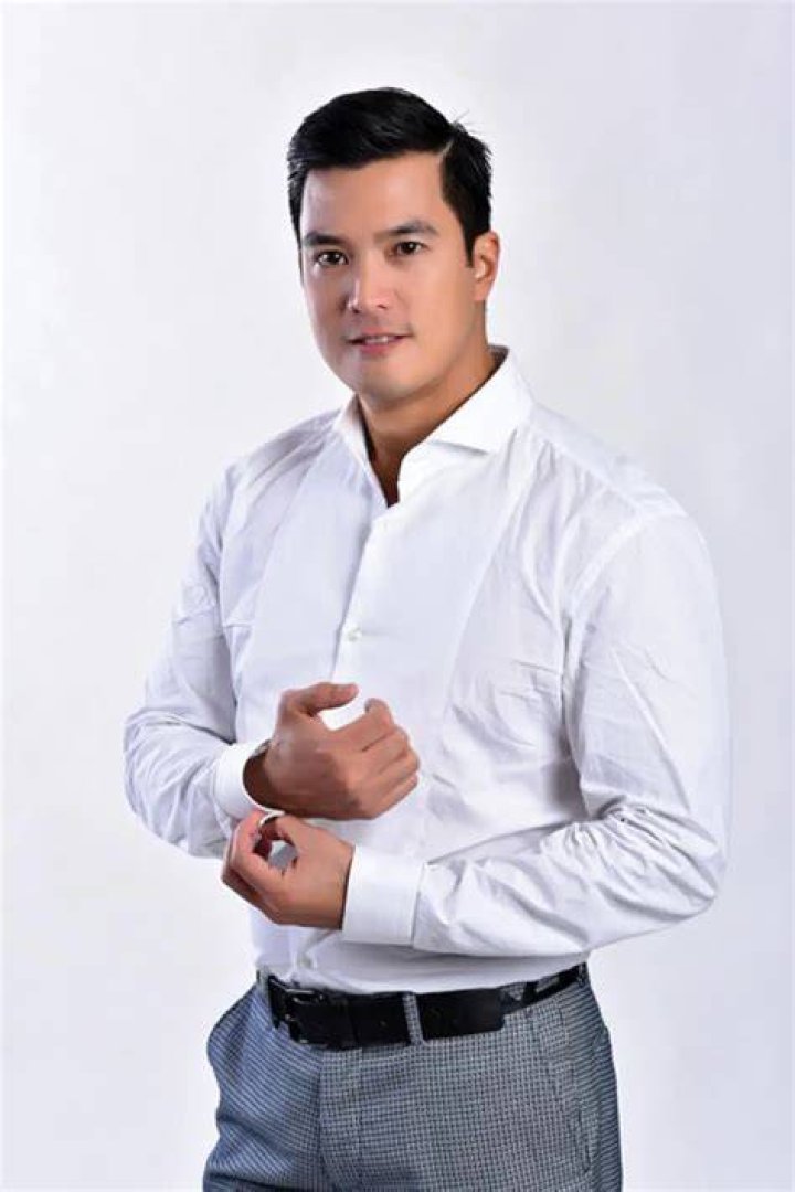 Diether Ocampo Biography, Age, Height, Wife, Net Worth, Family