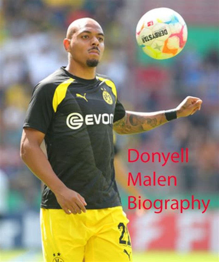 Donyell Malen Biography, Age, Height, Wife, Net Worth, Family