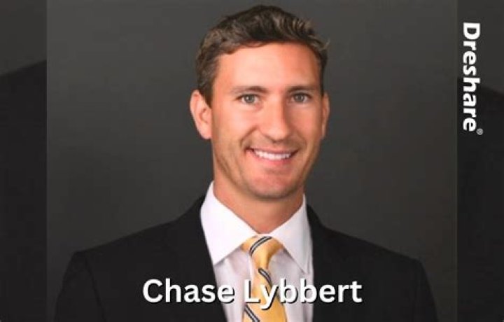 Dustin Chase Biography, Age, Height, Wife, Net Worth, Family