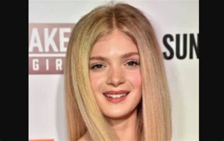 Elena Kampouris Biography, Age, Height, Husband, Net Worth, Family