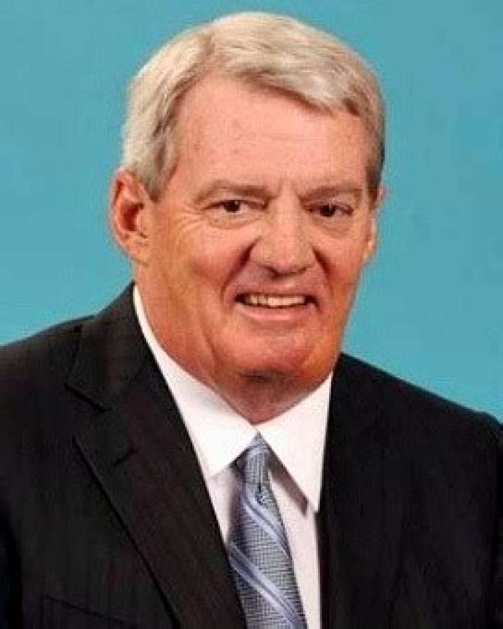 Frank Beamer Biography, Age, Height, Wife, Net Worth, Family