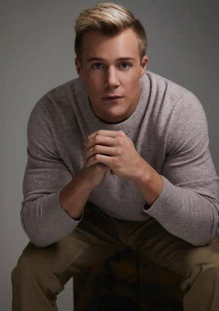 Hunter Clowdus Biography, Age, Height, Wife, Net Worth, Family