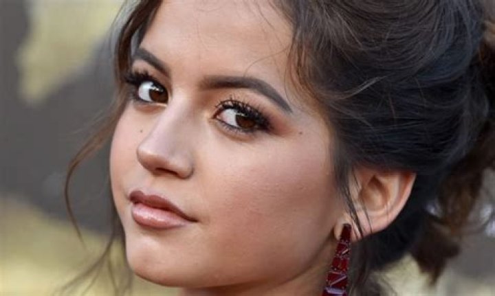 Isabela Moner Biography, Age, Height, Husband, Net Worth, Family