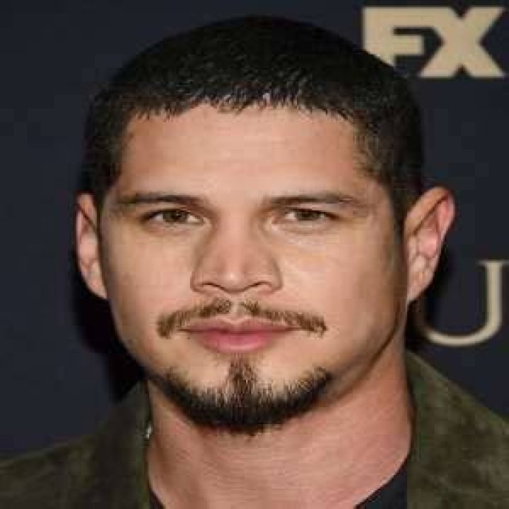 J. D. Pardo Biography, Age, Height, Wife, Net Worth, Family