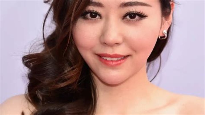 Jane Zhang Biography, Age, Height, Husband, Net Worth, Family