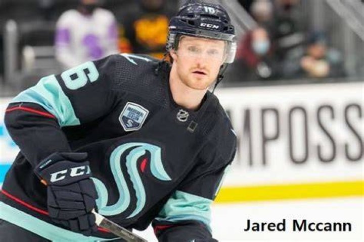 Jared McCann Biography, Age, Height, Wife, Net Worth, Family