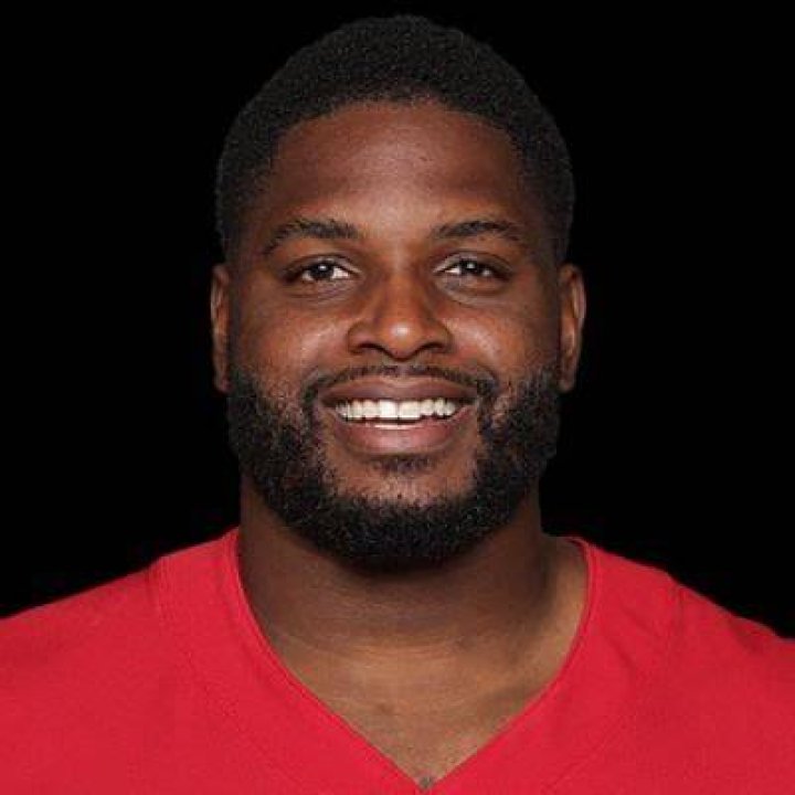 Javon Hargrave Biography, Age, Height, Wife, Net Worth, Family
