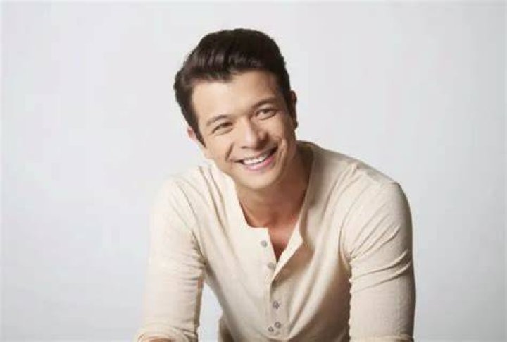 Jericho Rosales Biography, Age, Height, Wife, Net Worth, Family