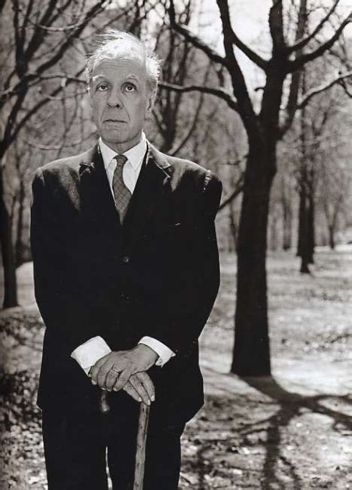Jorge Luis Borges Biography, Age, Height, Wife, Net Worth, Family