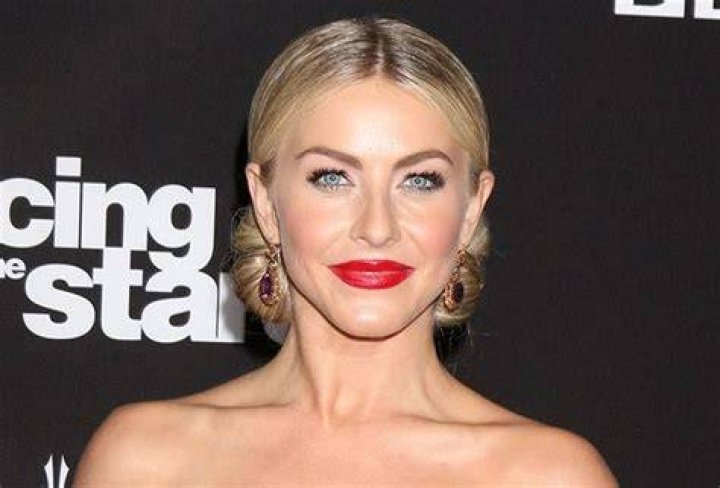 Julianne Hough Biography, Age, Height, Husband, Net Worth, Family