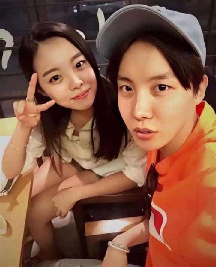 Jung Ji-woo Biography, Age, Height, Wife, Net Worth, Family