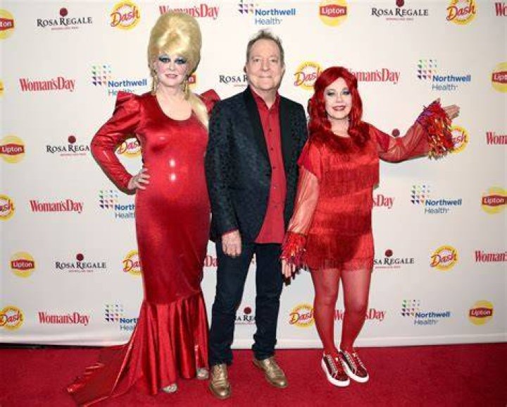Kate Pierson Biography, Age, Height, Husband, Net Worth, Family