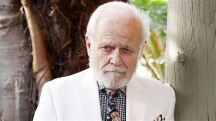 Ken Kercheval Biography, Age, Height, Wife, Net Worth, Family