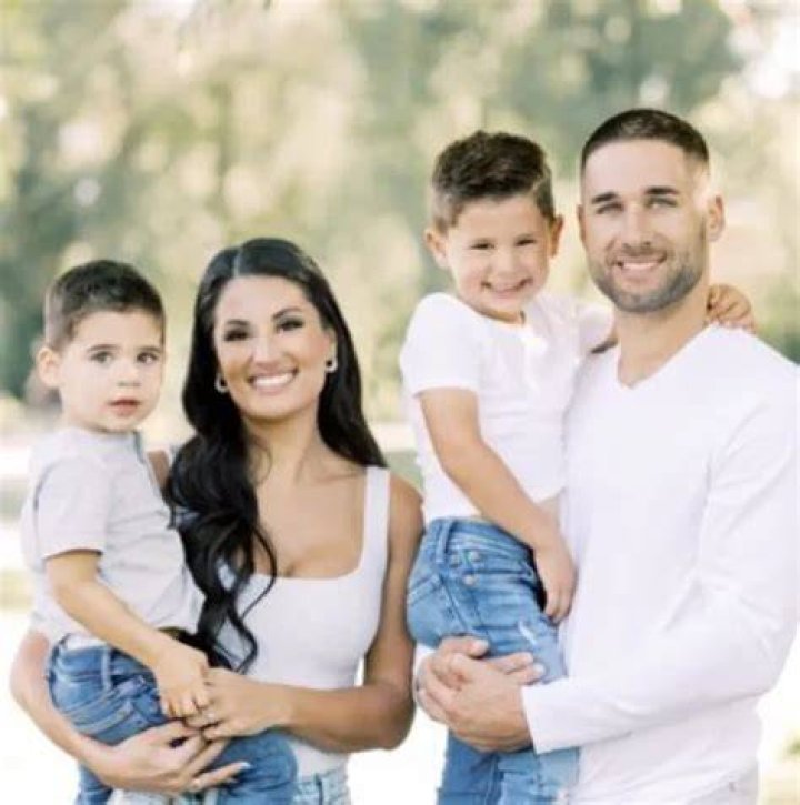 Kevin Kiermaier Biography, Age, Height, Wife, Net Worth, Family