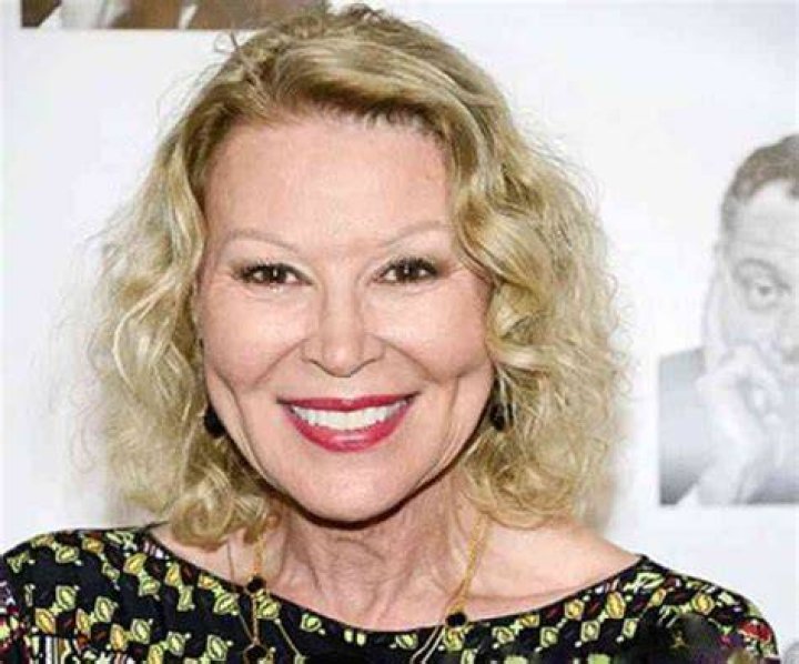 Leslie Easterbrook Biography, Age, Height, Husband, Net Worth, Family
