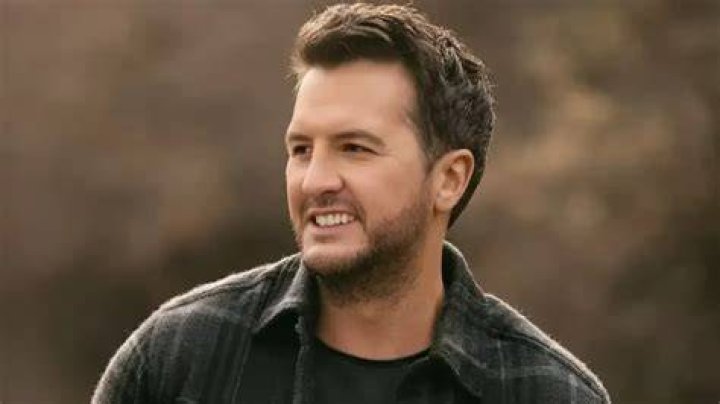 Luke Bryan Biography, Age, Height, Wife, Net Worth, Family