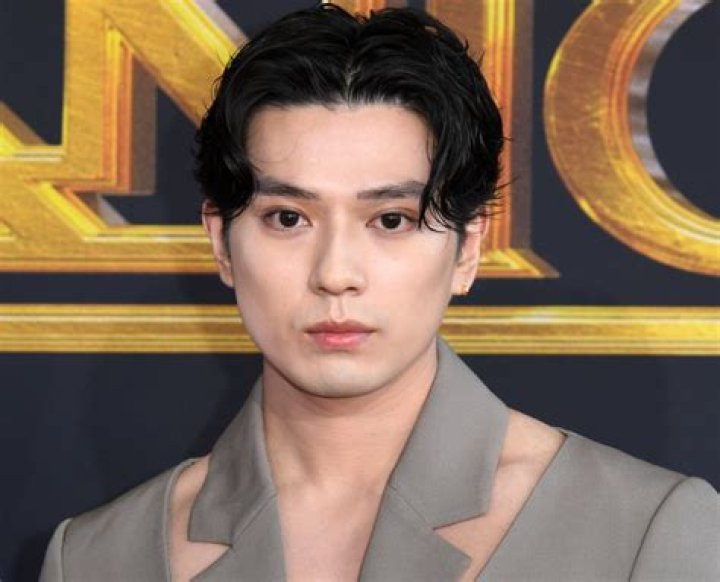 Mackenyu Biography, Age, Height, Wife, Net Worth, Family