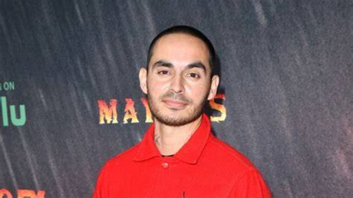 Manny Fernandez Biography, Age, Height, Wife, Net Worth, Family