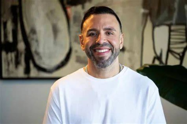 Mario Pabón Biography, Age, Height, Wife, Net Worth, Family