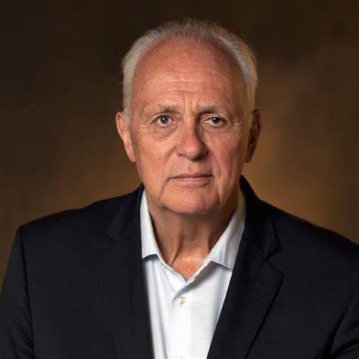 Mark Malloch Brown, Baron Malloch-Brown Biography, Age, Height, Wife, Net Worth, Family