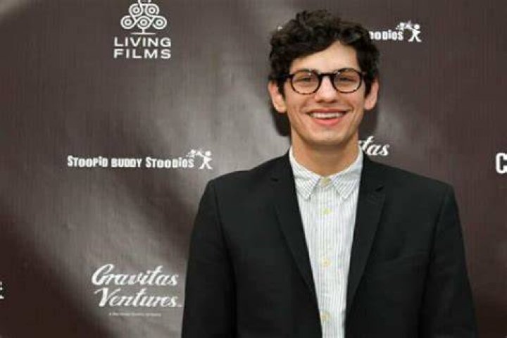 Matt Bennett Biography, Age, Height, Wife, Net Worth, Family