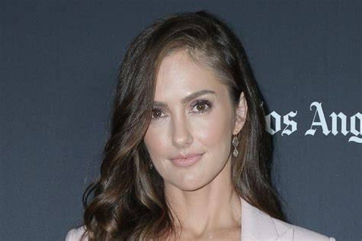 Minka Biography, Age, Height, Husband, Net Worth, Family