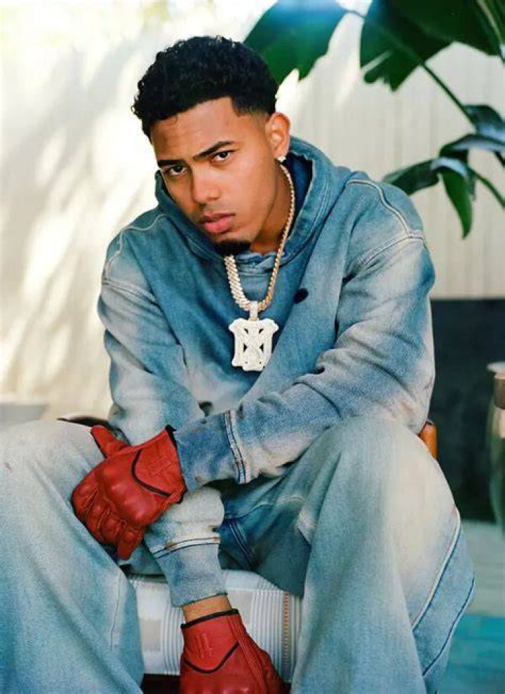 Myke Towers Biography, Age, Height, Wife, Net Worth, Family