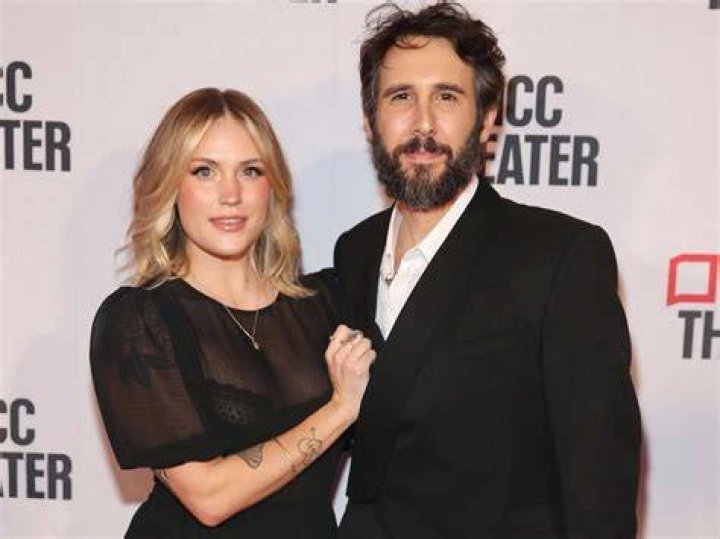 Natalie McQueen Biography, Age, Height, Husband, Net Worth, Family