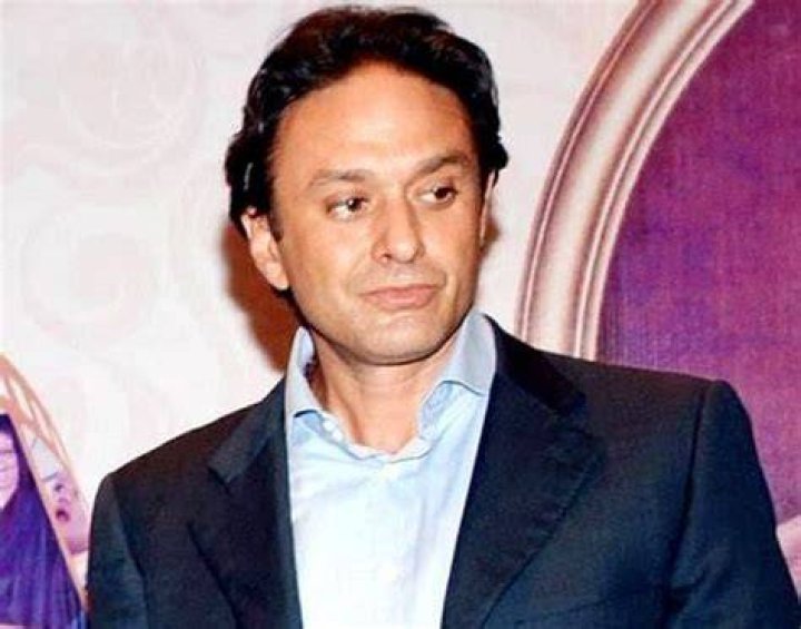 Ness Wadia Biography, Age, Height, Wife, Net Worth, Family