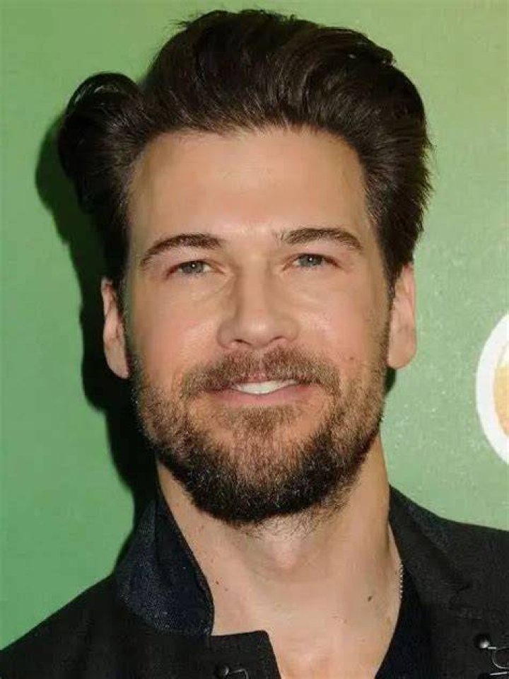 Nick Zano Biography, Age, Height, Wife, Net Worth, Family