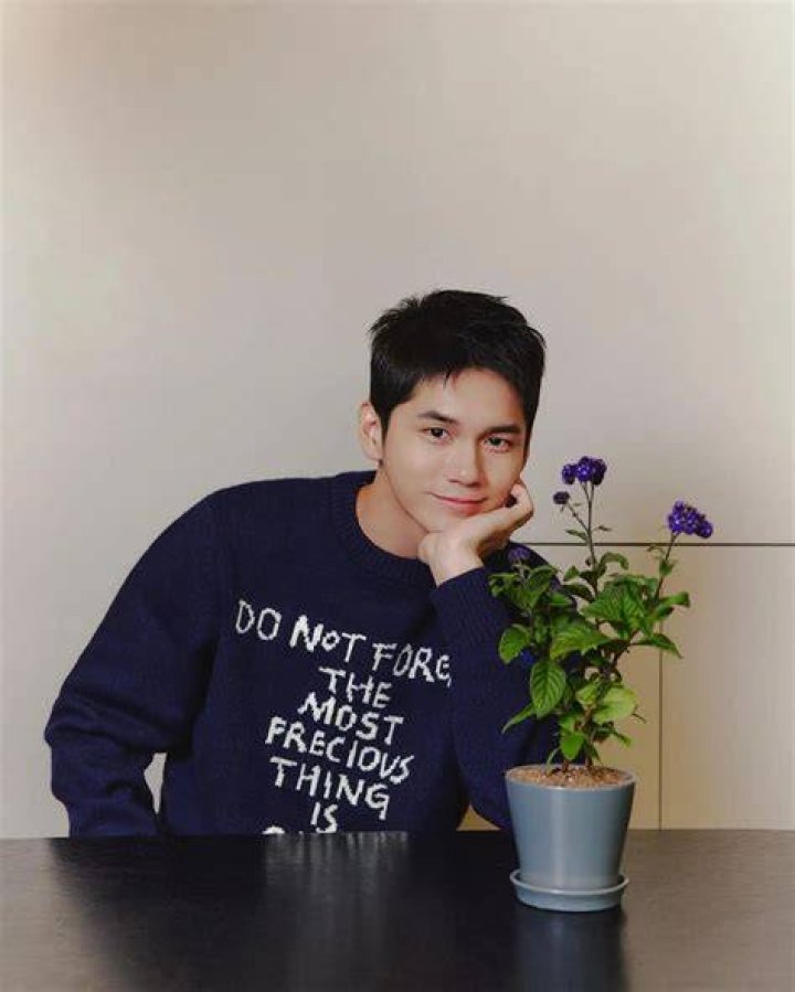 Ong Seong-wu Biography, Age, Height, Wife, Net Worth, Family