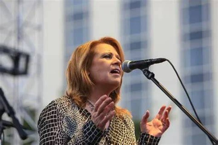 Patty Loveless Biography, Age, Height, Husband, Net Worth, Family