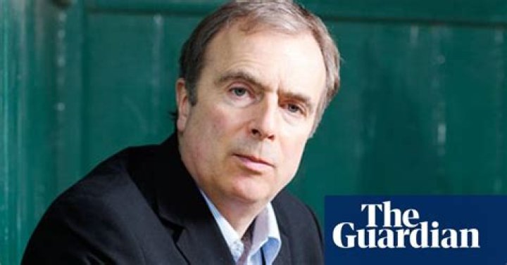 Peter Hitchens Biography, Age, Height, Wife, Net Worth, Family