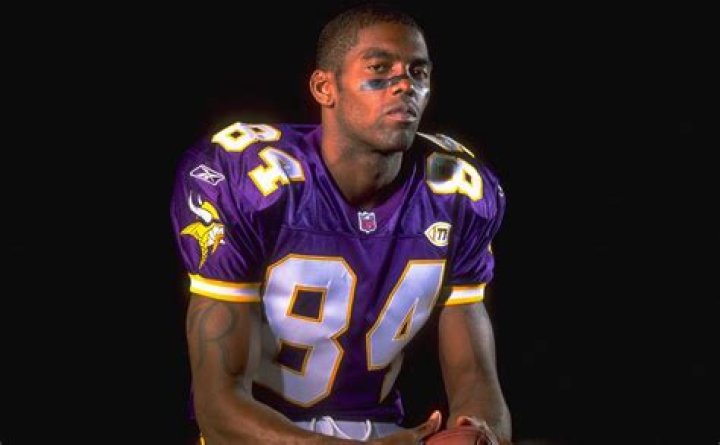 Randy Moss Biography, Age, Height, Wife, Net Worth, Family