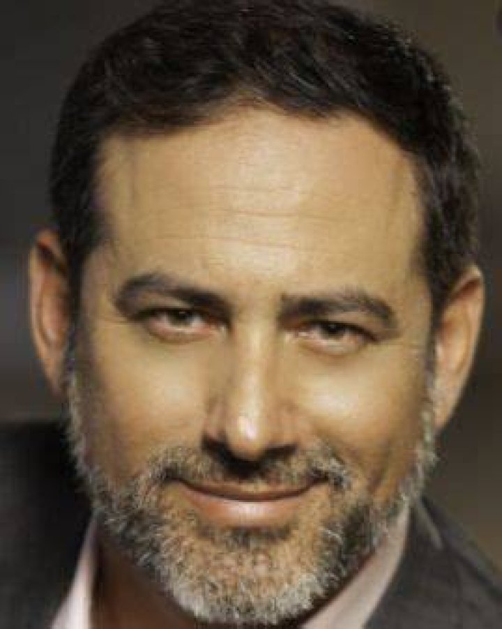 Rene Lavan Biography, Age, Height, Wife, Net Worth, Family
