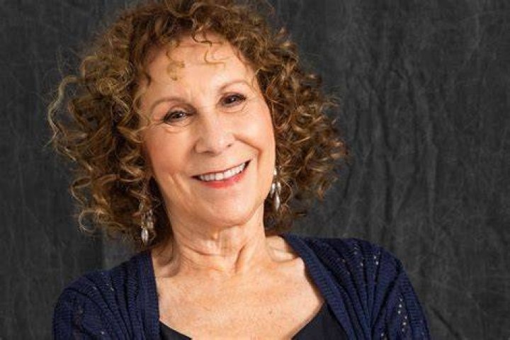 Rhea Perlman Biography, Age, Height, Husband, Net Worth, Family