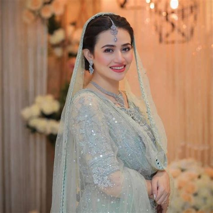 Sana Javed Biography, Age, Height, Husband, Net Worth, Family