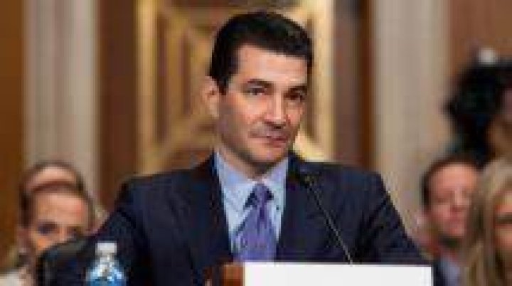 Scott Gottlieb Biography, Age, Height, Wife, Net Worth, Family